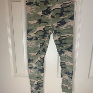 Rue 21 camo leggings